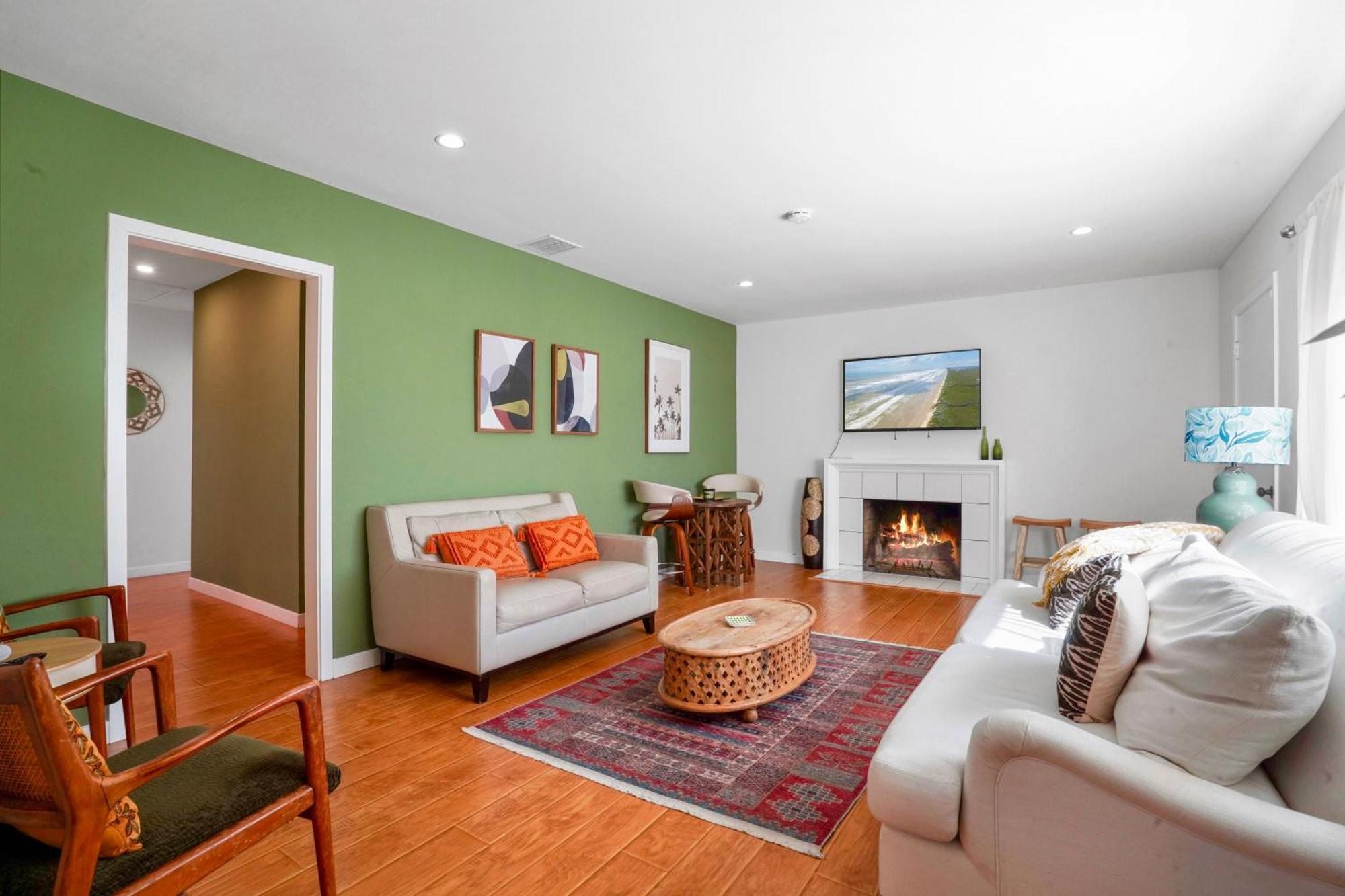 Villa La - Newly Designed 4br With Pool & By Topanga Los Ángeles