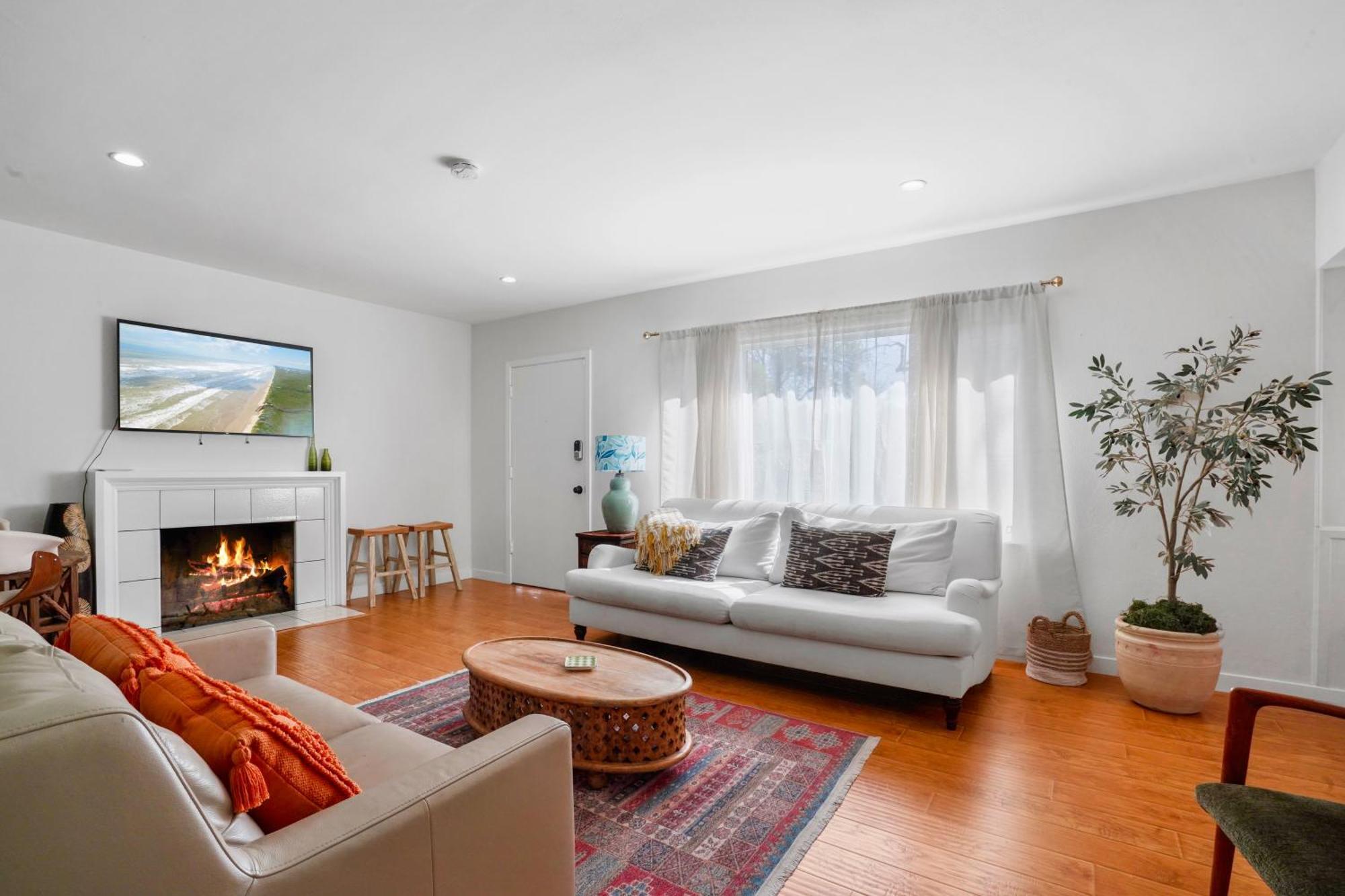 La - Newly Designed 4br With Pool & By Topanga Villa Los Ángeles